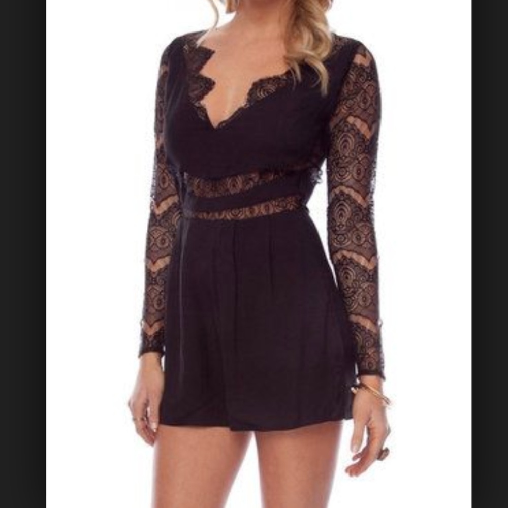 Paradise Stars Long Sleeve Lace Romper